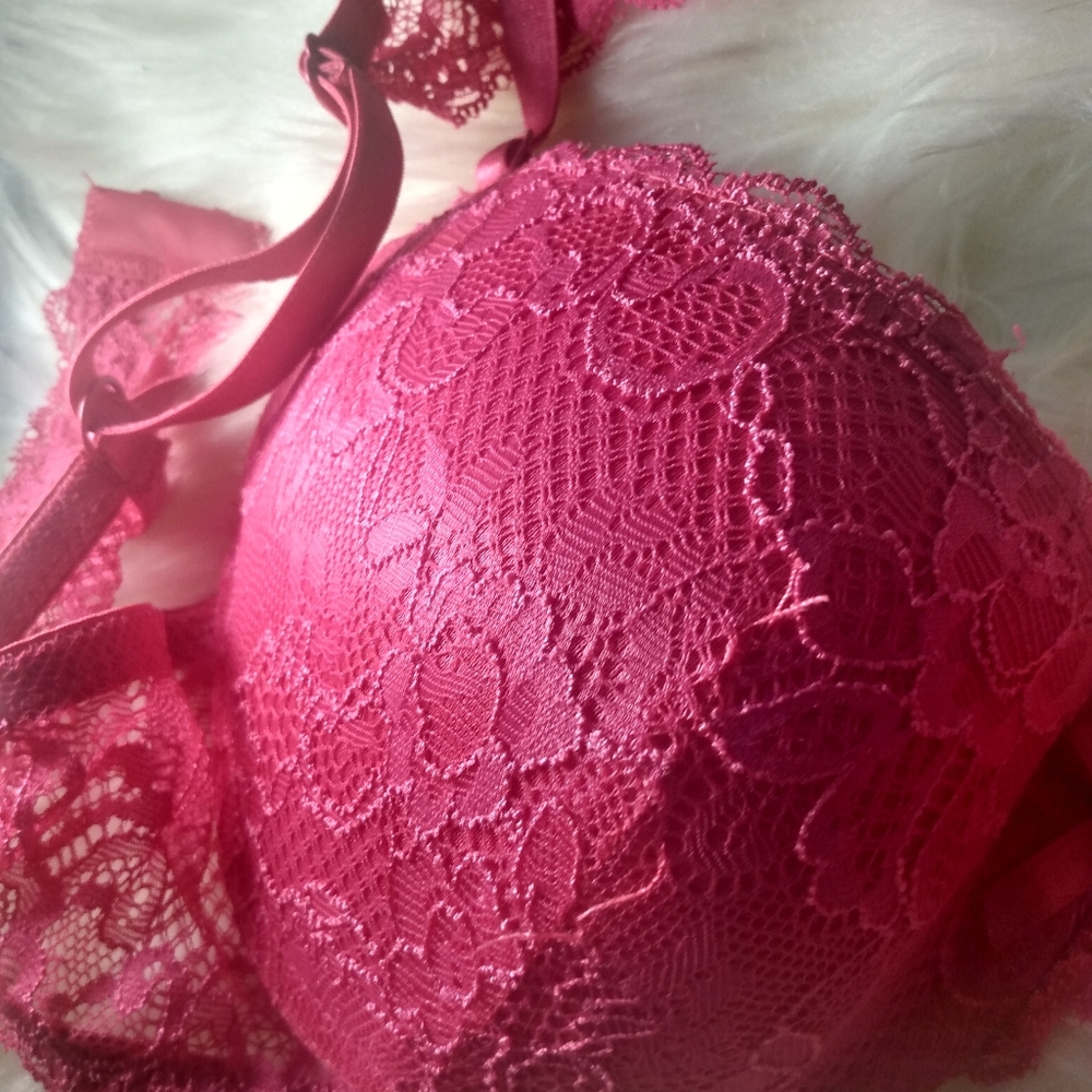Bra - Picture 2 of 9